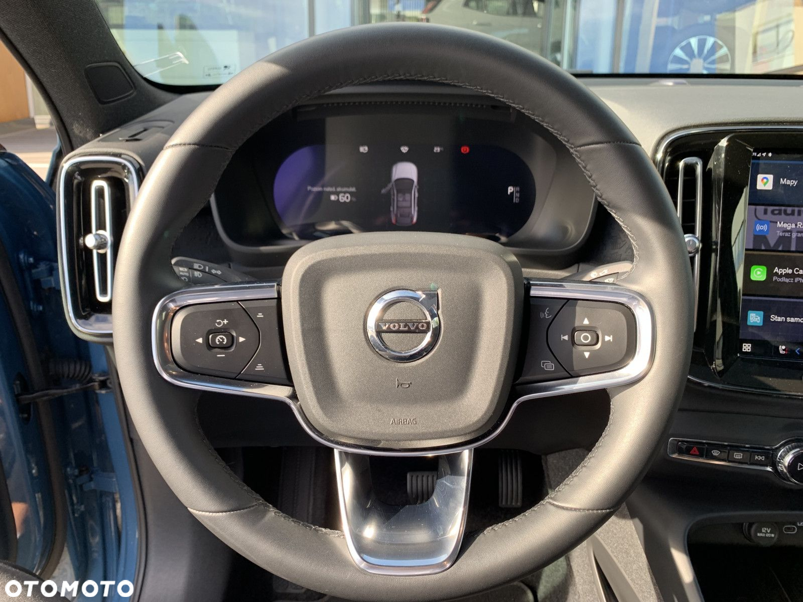 Volvo C40 - 12