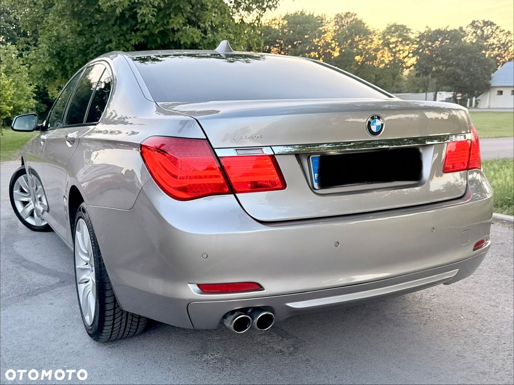 BMW Seria 7 730d - 12