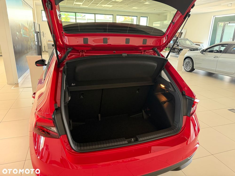 Skoda Fabia 1.0 TSI Drive DSG - 7