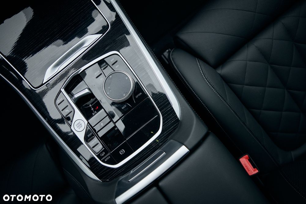 BMW X5 xDrive30d mHEV sport - 28