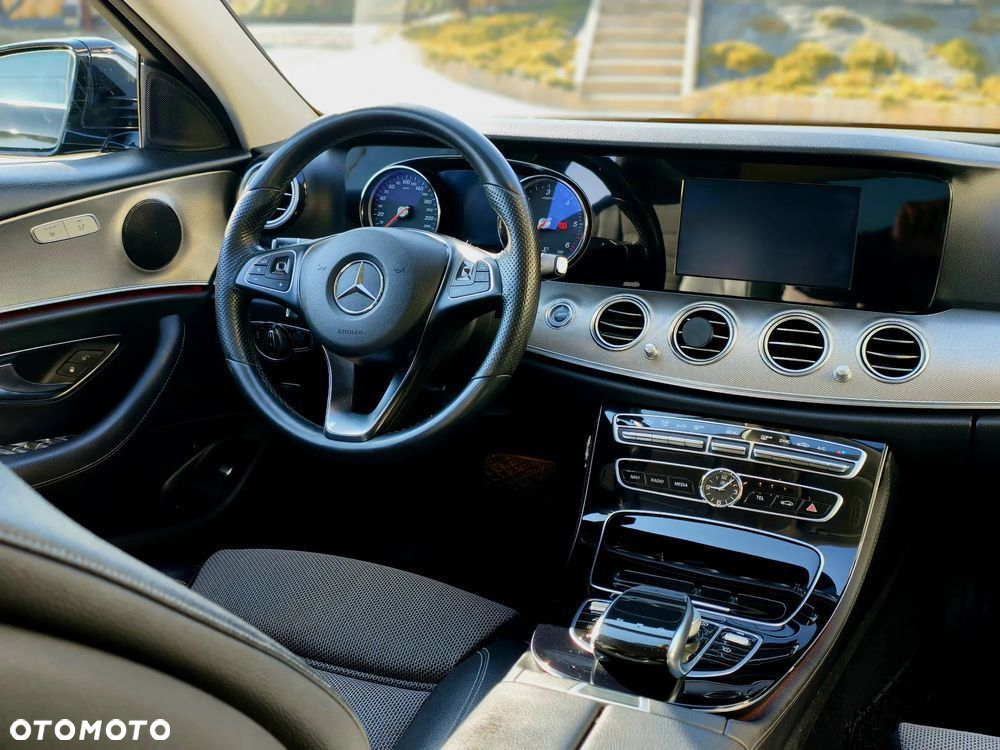 Mercedes-Benz Klasa E 220 d 9G-TRONIC - 7