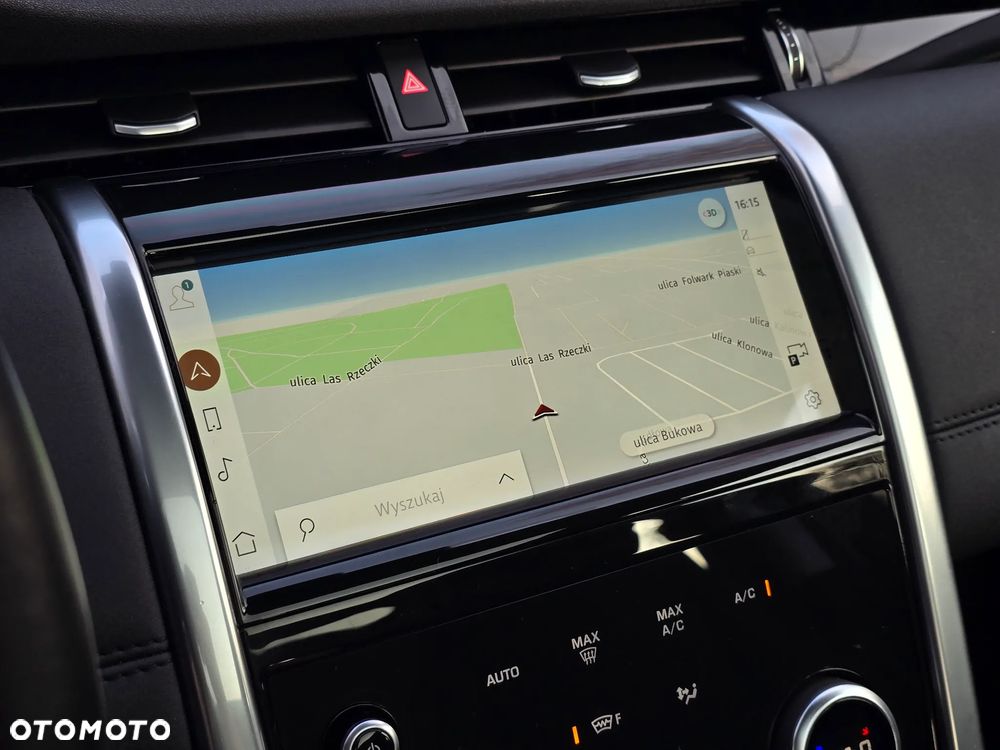 Land Rover Discovery Sport - 8