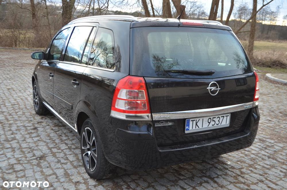 Opel Zafira 1.6 - 13