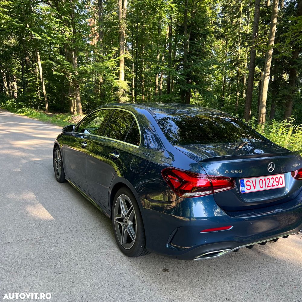 Mercedes-Benz A 220 4Matic 7G-DCT AMG Line - 7