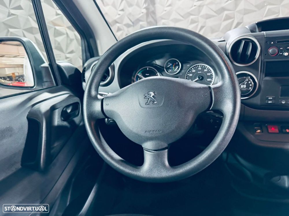 Peugeot e-Partner L2 FlexCab (50kWh) Pro - 19