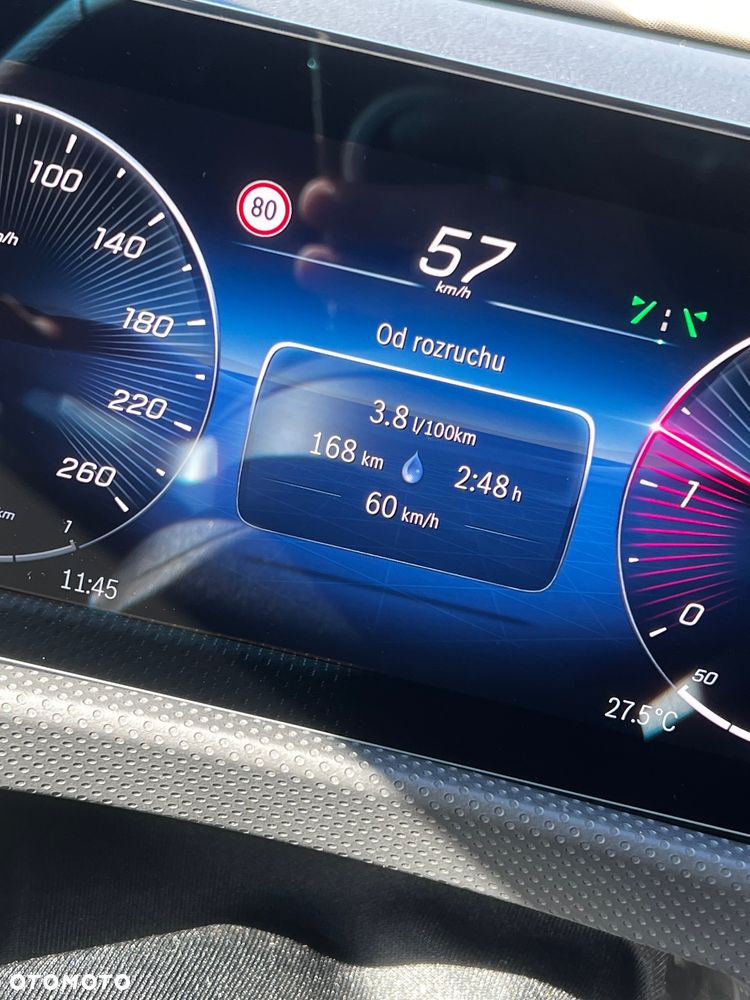 Mercedes-Benz CLA 200 d AMG Line 8G-DCT - 4