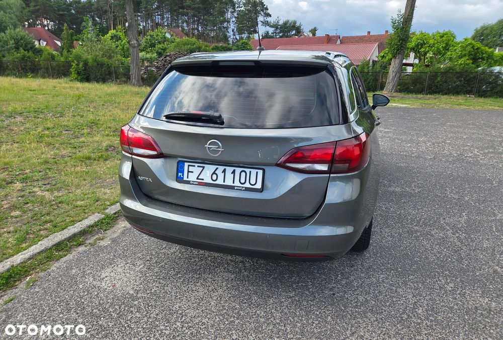 Opel Astra 1.6 CDTI Dynamic S&S - 10