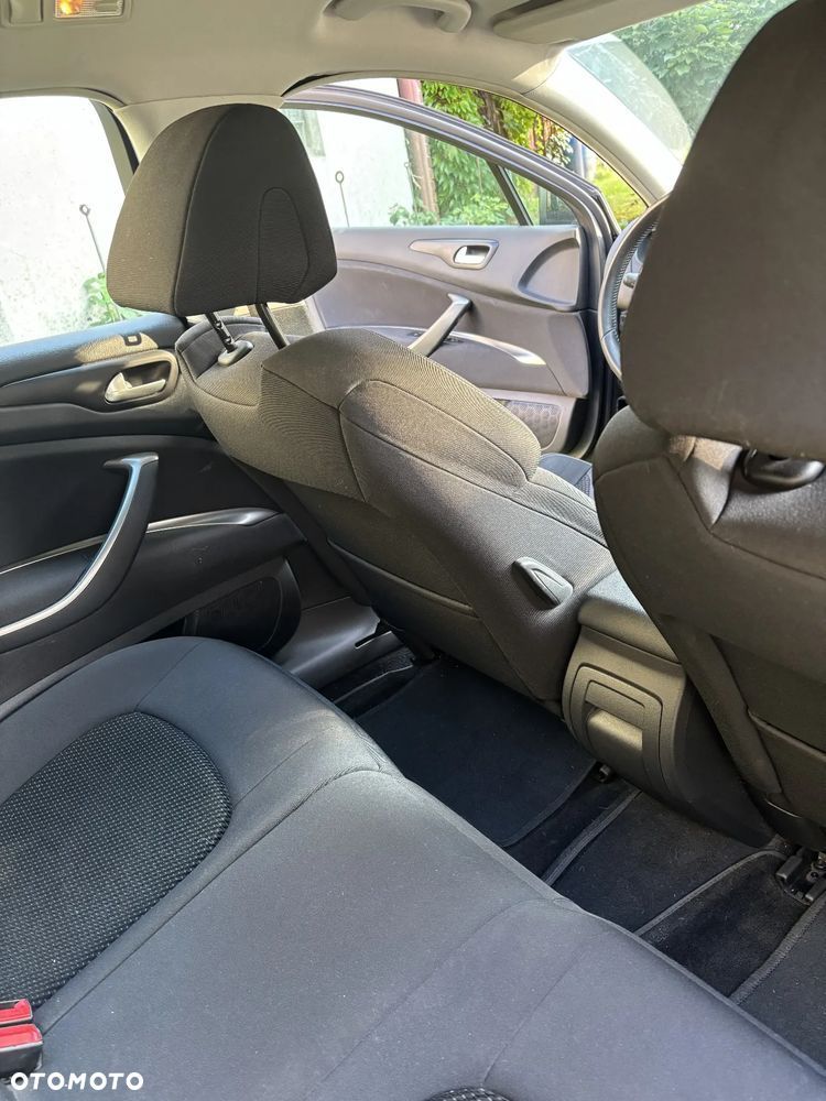 Citroën C5 1.6 HDi Attraction - 9