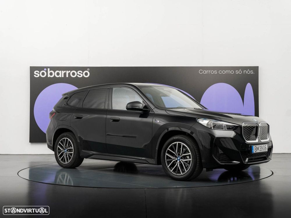 BMW iX1 eDrive20 Pack Desportivo M - 7