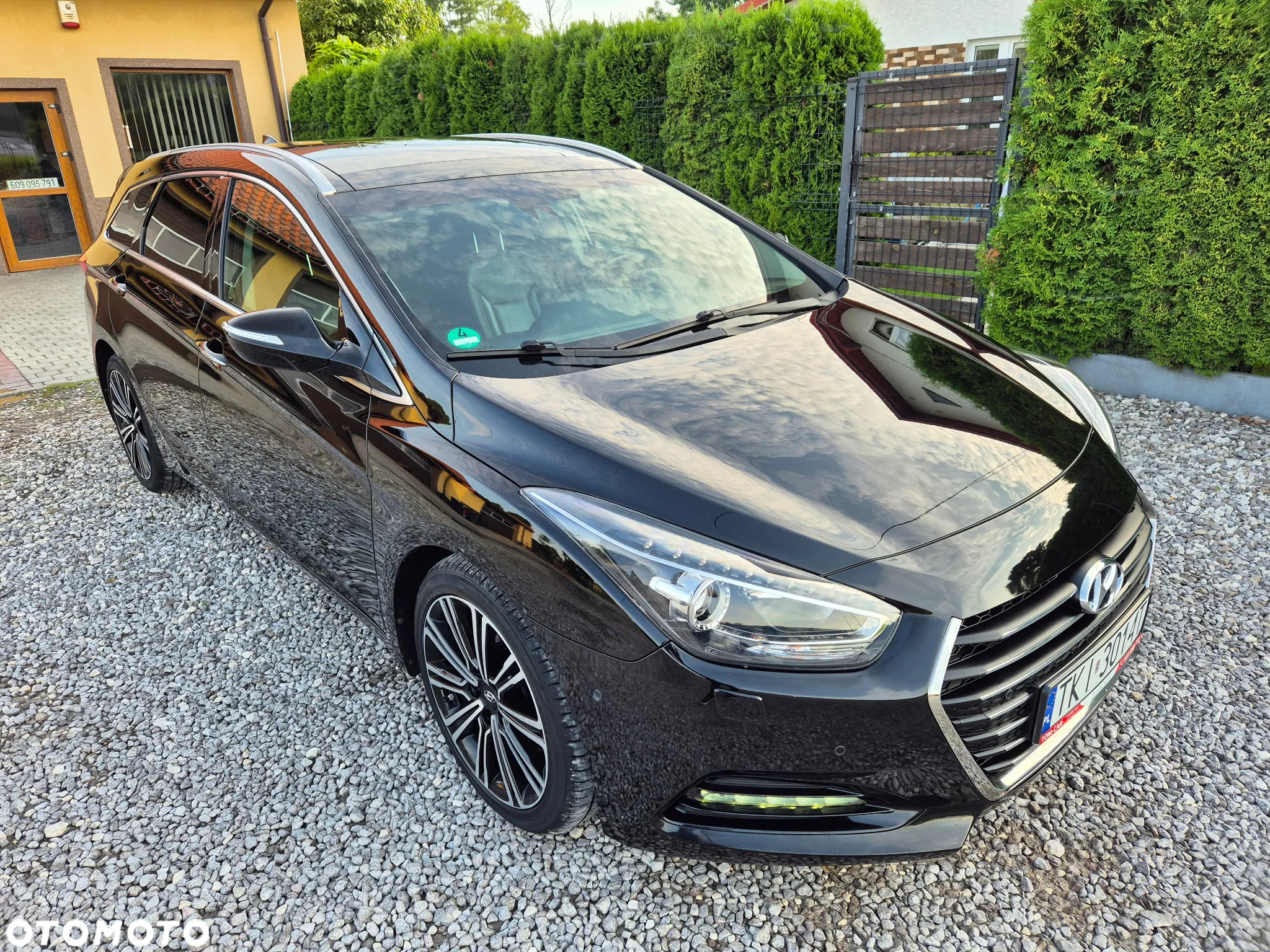 Hyundai i40 Kombi 2.0 Automatik Premium - 13