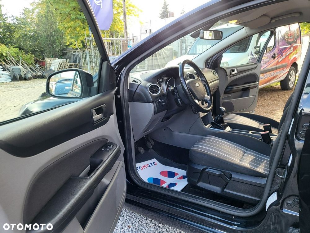Ford Focus - 14