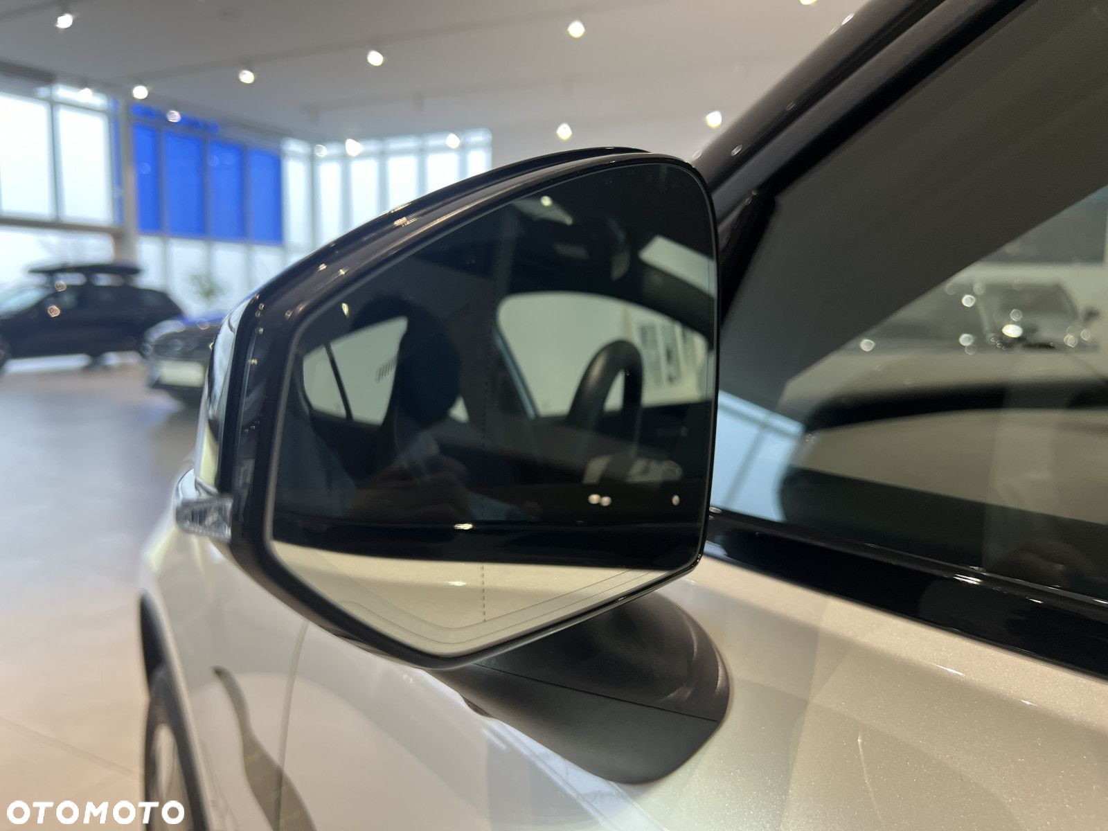 Volvo EX30 - 9