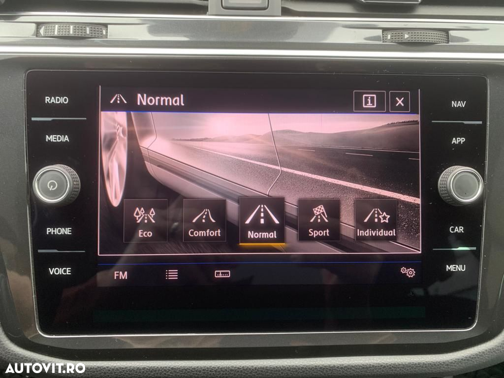 Volkswagen Tiguan 2.0 TDI 4Mot DSG Highline - 17