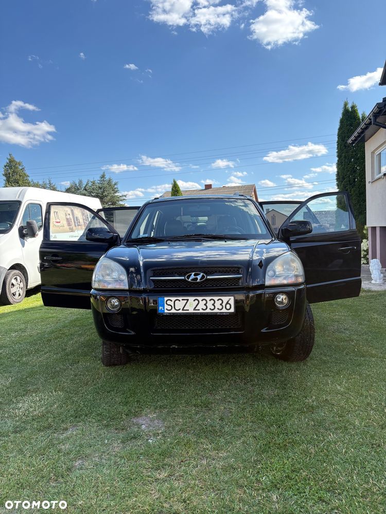 Hyundai Tucson 2.0 Comfort 2WD - 2