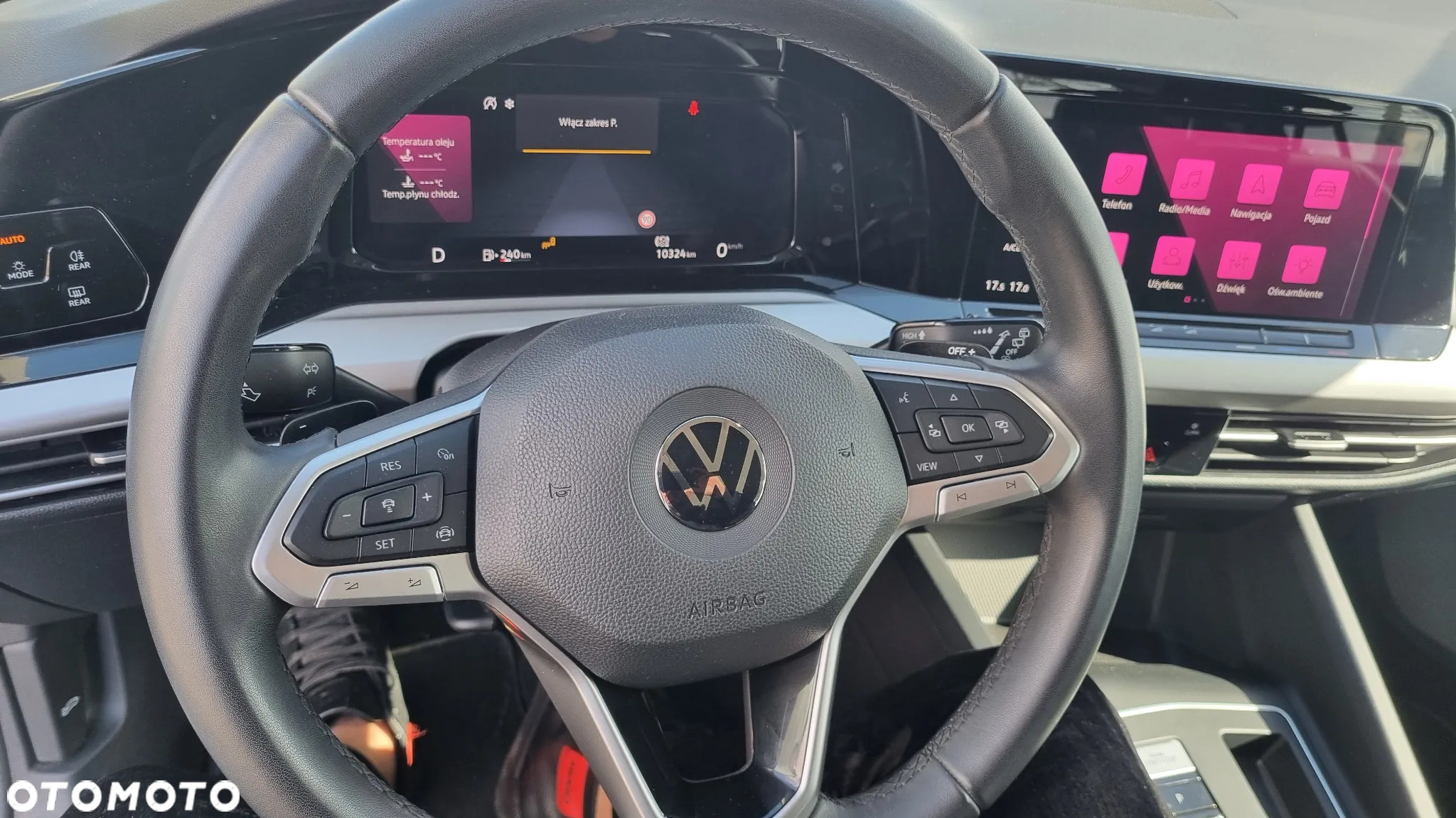 Volkswagen Golf VIII 1.0 eTSI Life DSG - 12
