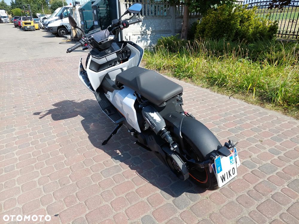 BMW CE 04 - 5