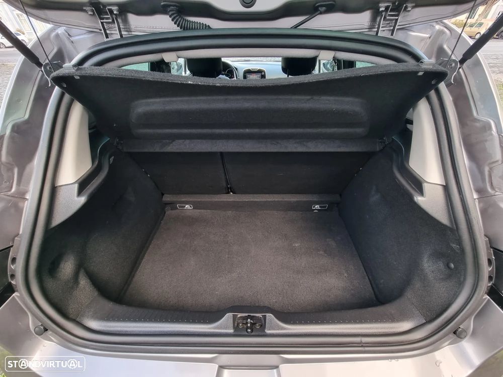 Renault Clio 0.9 TCE Limited - 11