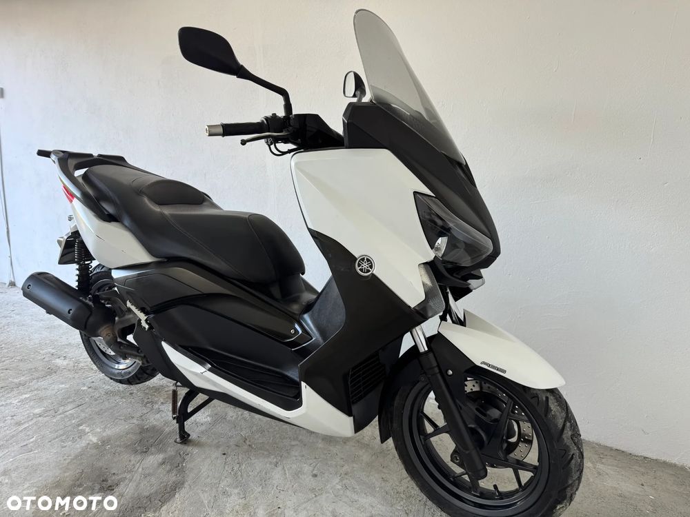 Yamaha X-max - 1
