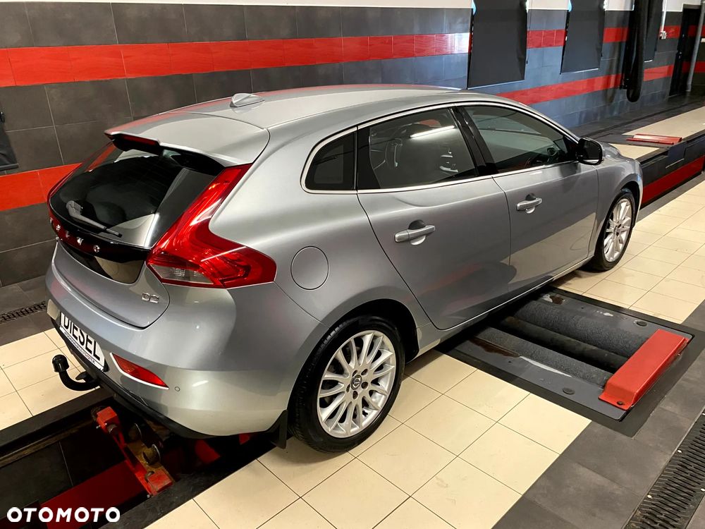 Volvo V40 D2 Base - 6