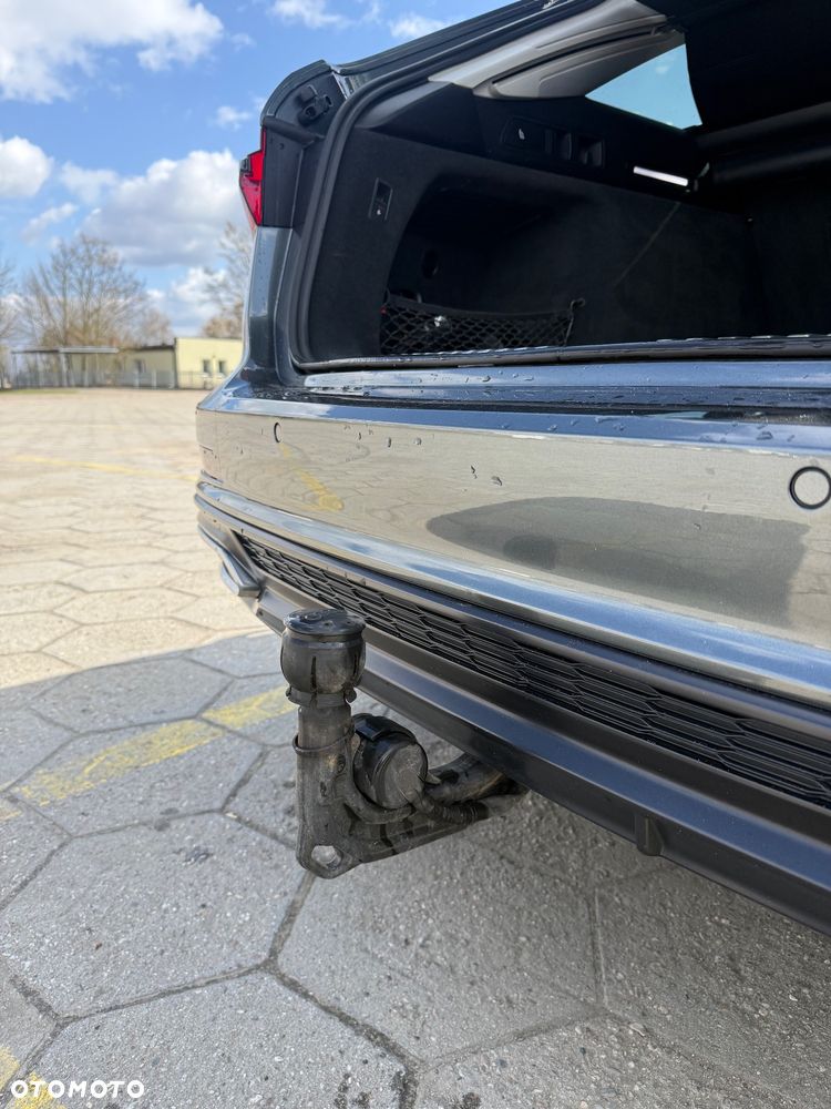 Audi A6 Avant 40 TDI quattro S tronic S line - 13