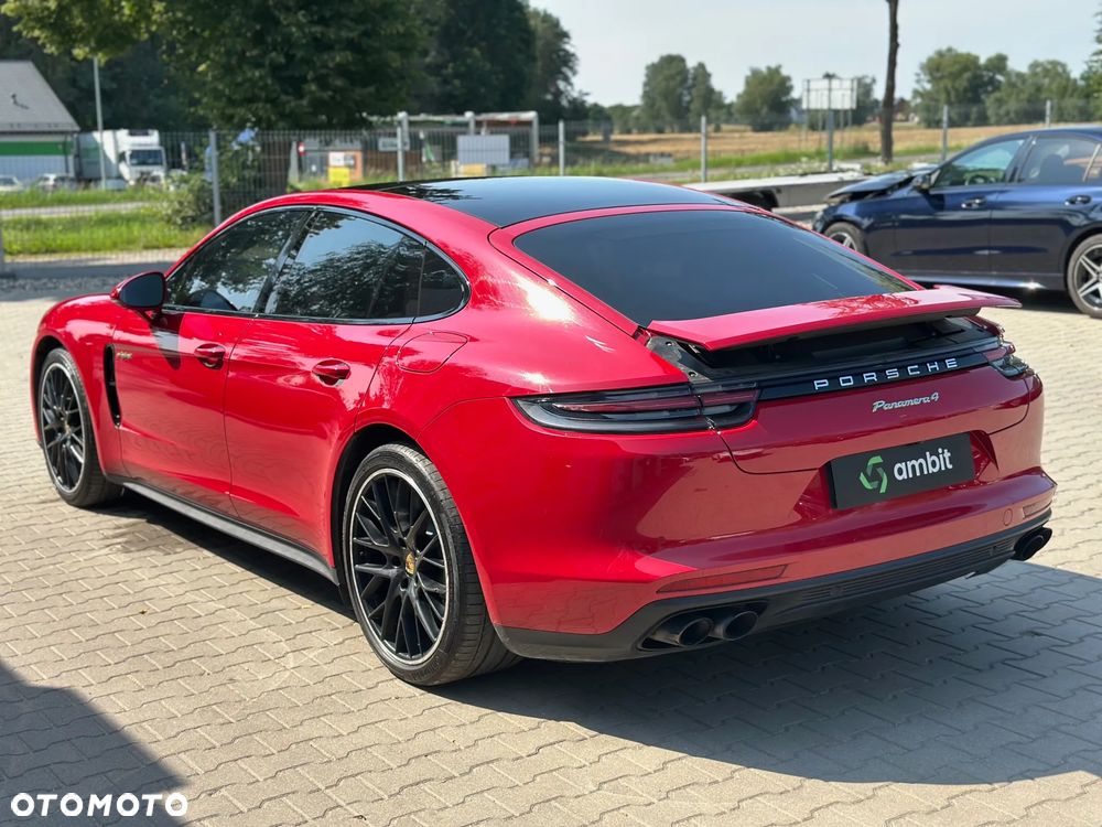 Porsche Panamera - 5