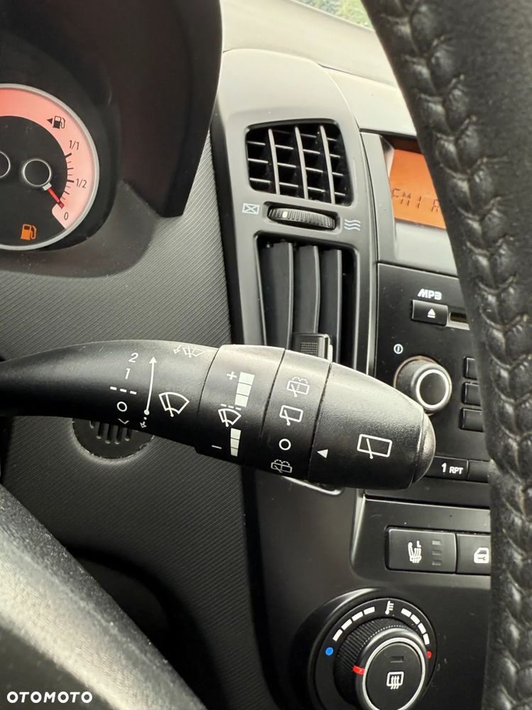 Kia Ceed Cee'd 1.6 Crdi Comfort + - 27
