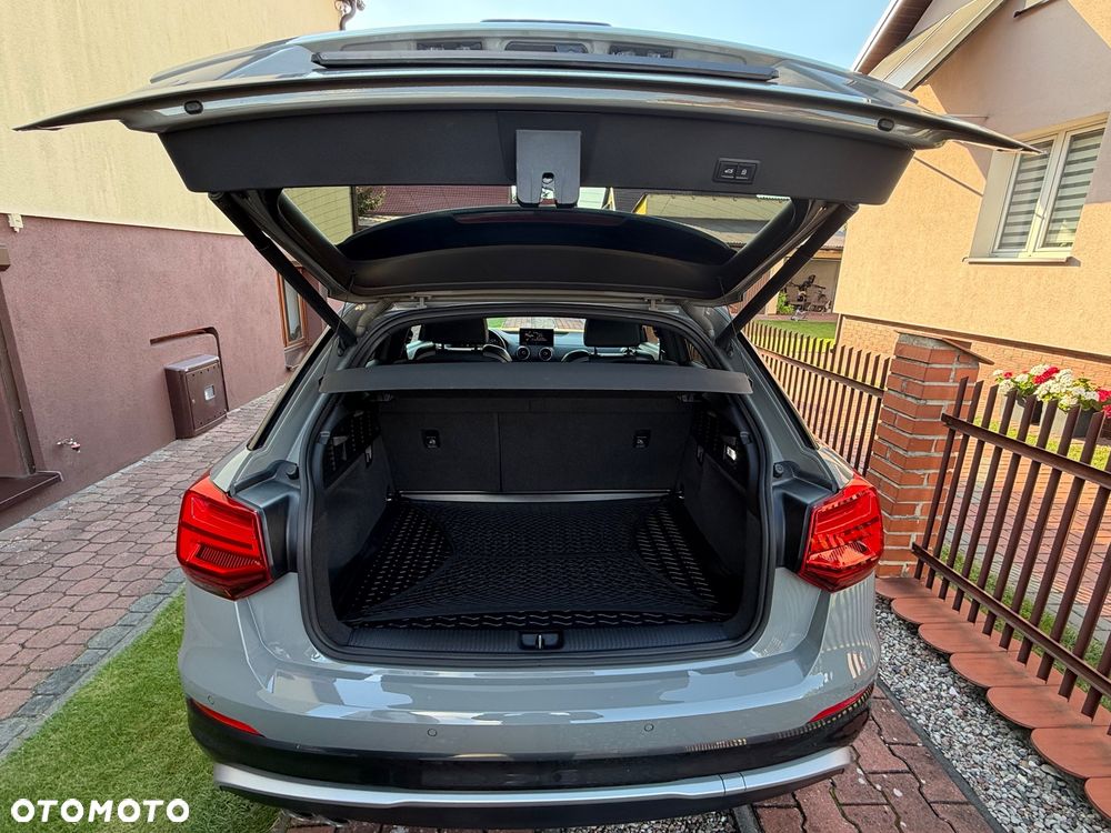 Audi Q2 - 18