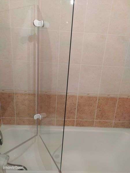 Apartamento T2 junto Igreja S J Madeira - Grande imagem: 5/10