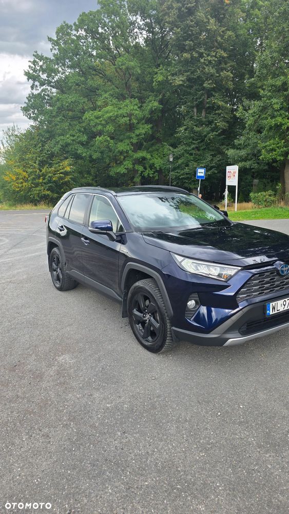 Toyota RAV4 - 4