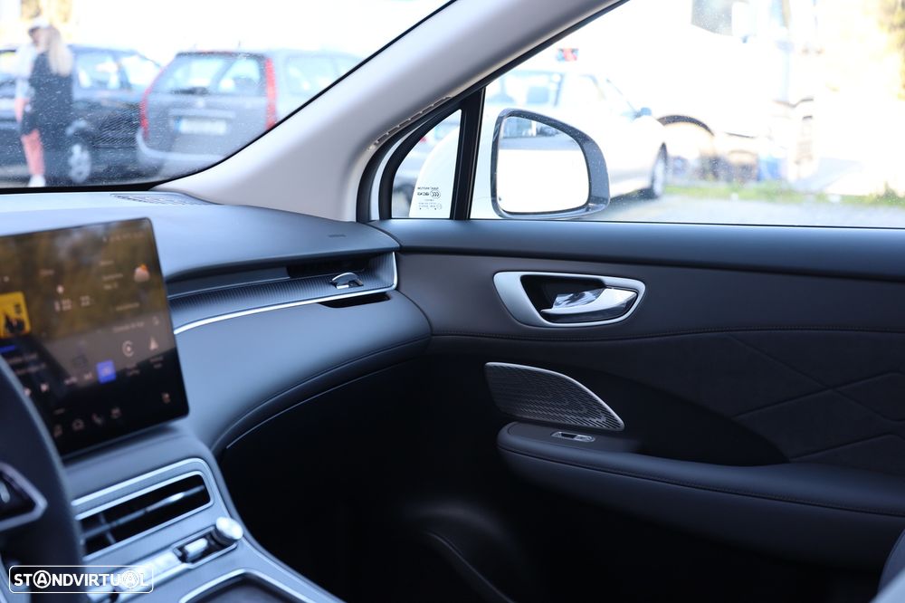 MG MGS6 EV 77 kWh Luxury - 16