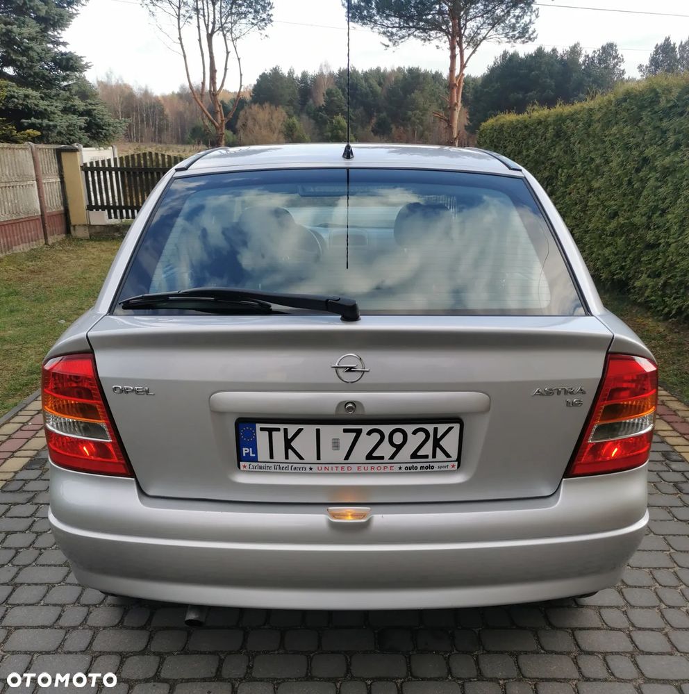 Opel Astra - 9