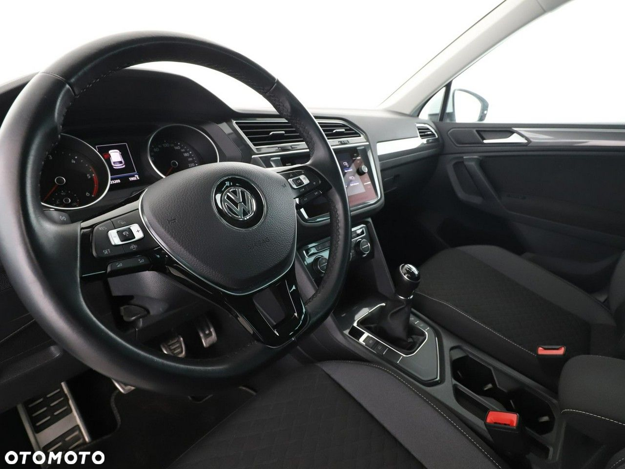 Volkswagen Tiguan 2.0 TDI SCR Join - 14