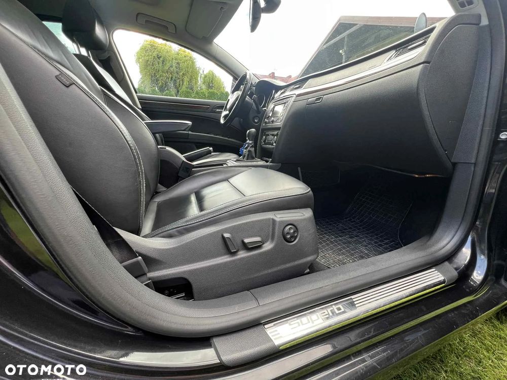 Skoda Superb 1.6 TDI Elegance Greenline - 6