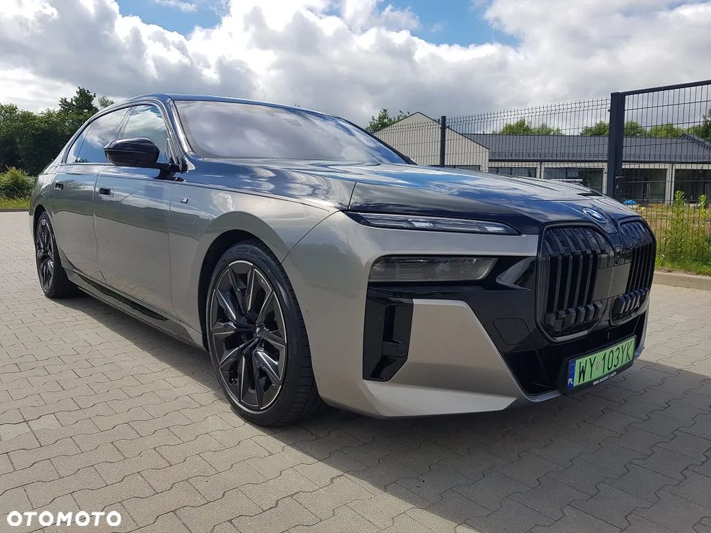 BMW i7 105.7kWh xDrive60 M Sport - 16