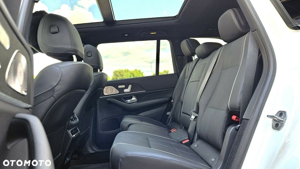 Mercedes-Benz GLS - 15