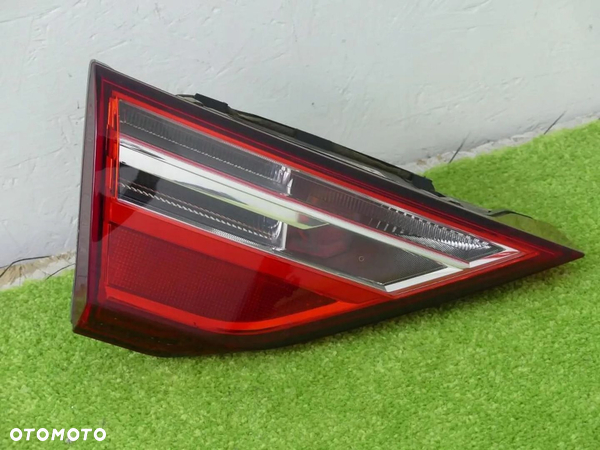Lampa tył Lewa Audi A1 2 II 19r- Klapa Led ok. Igła