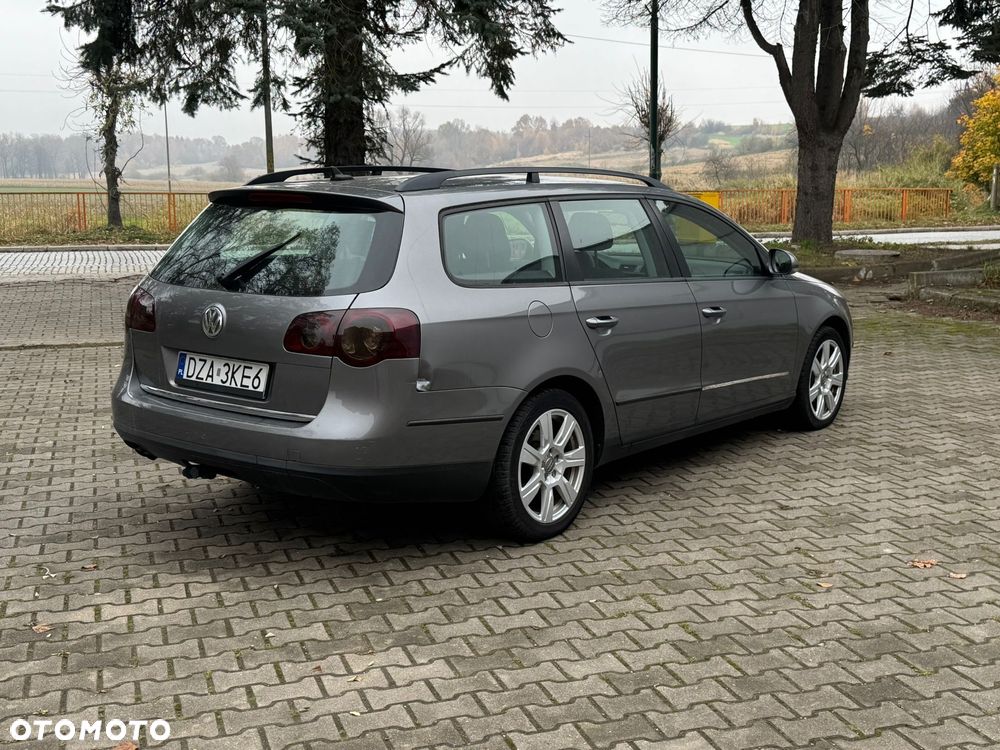 Volkswagen Passat 1.9 TDI Comfortline - 5