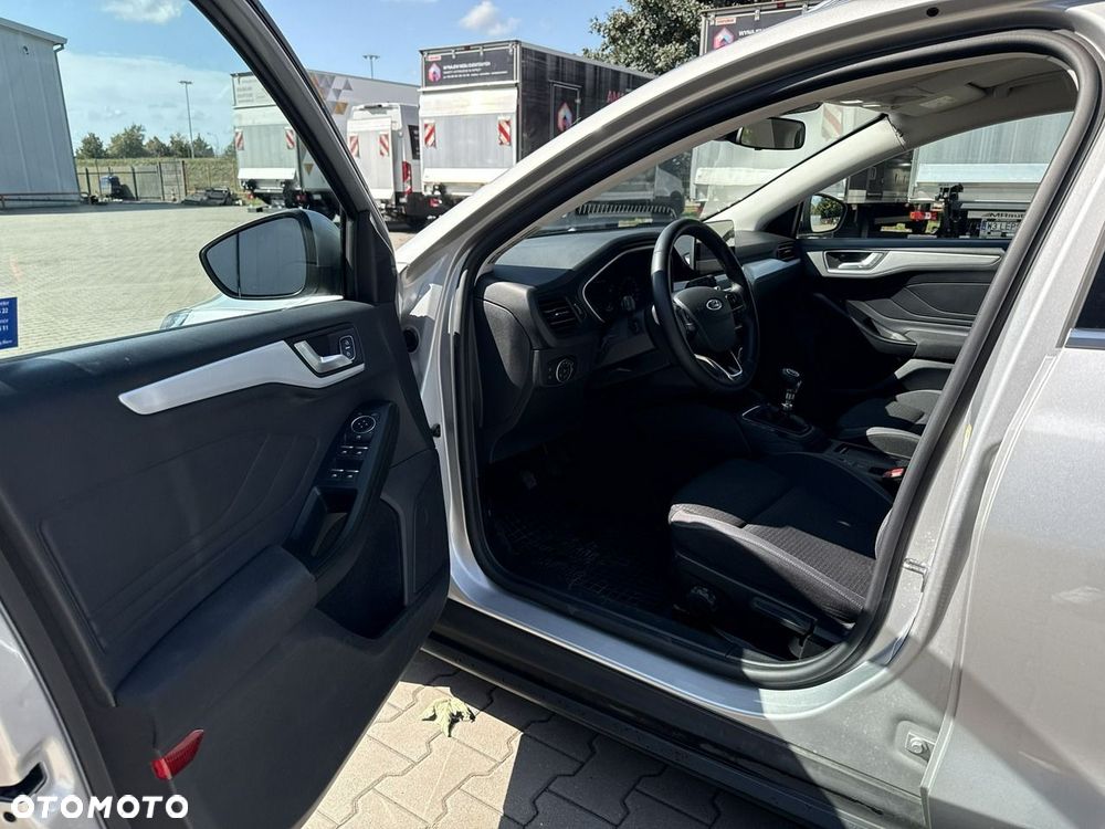 Ford Focus - 10