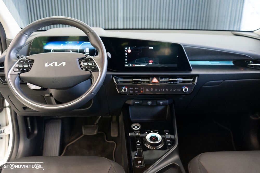 Kia Niro EV 64kWh Drive - 12