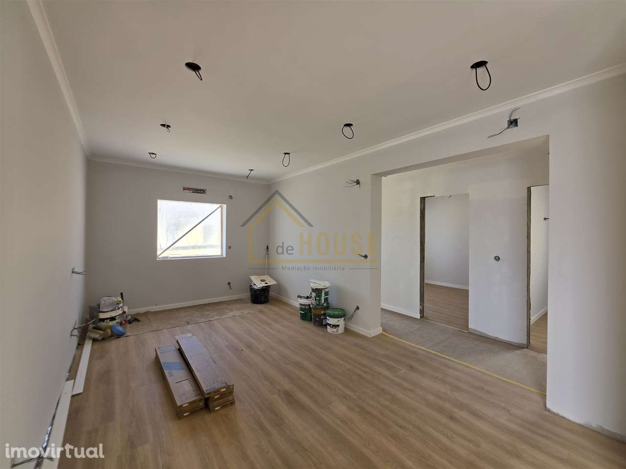 Moradia T2 com espaço exterior e adega - Grande imagem: 2/17