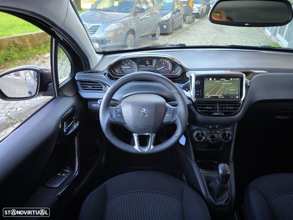 Peugeot 208 1.2 PureTech Active - 16