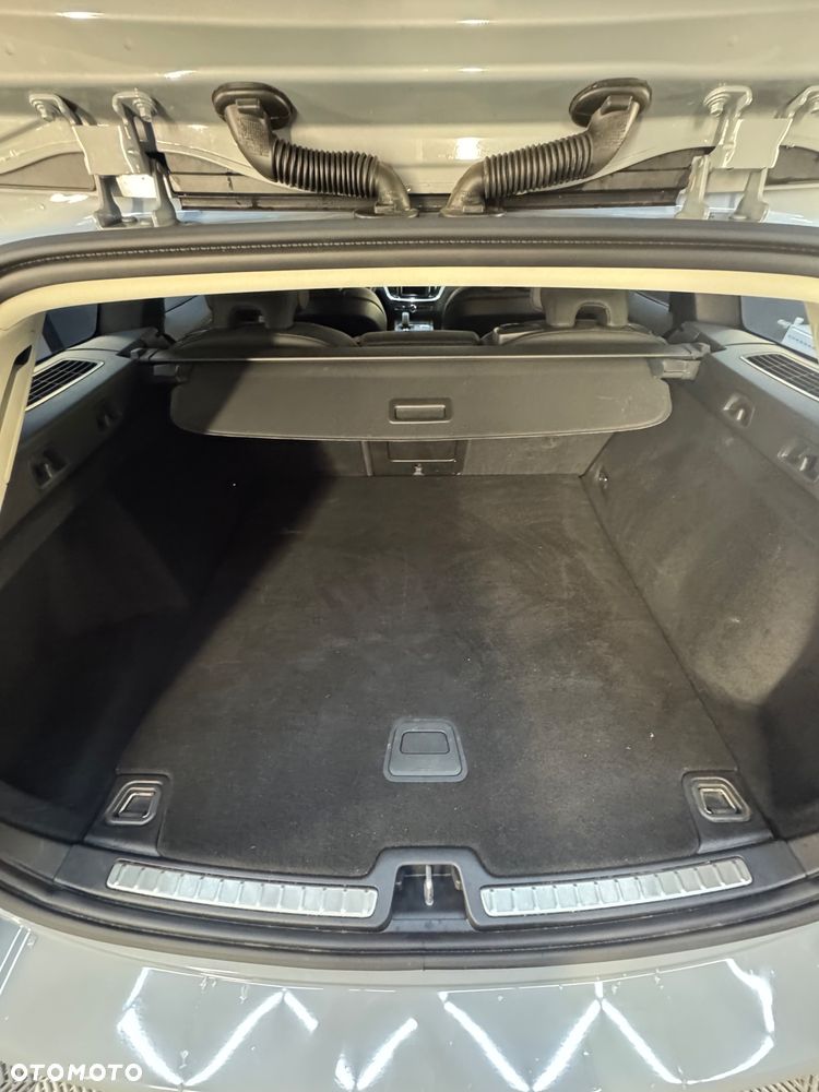 Volvo V60 B3 B Essential - 8