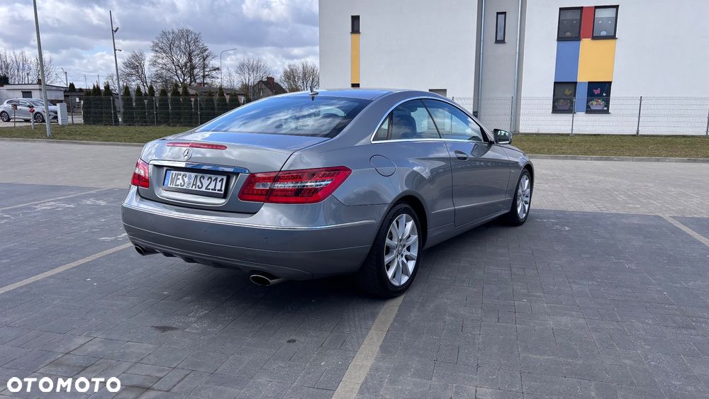Mercedes-Benz Klasa E 220 CDI 7G-TRONIC Avantgarde - 5