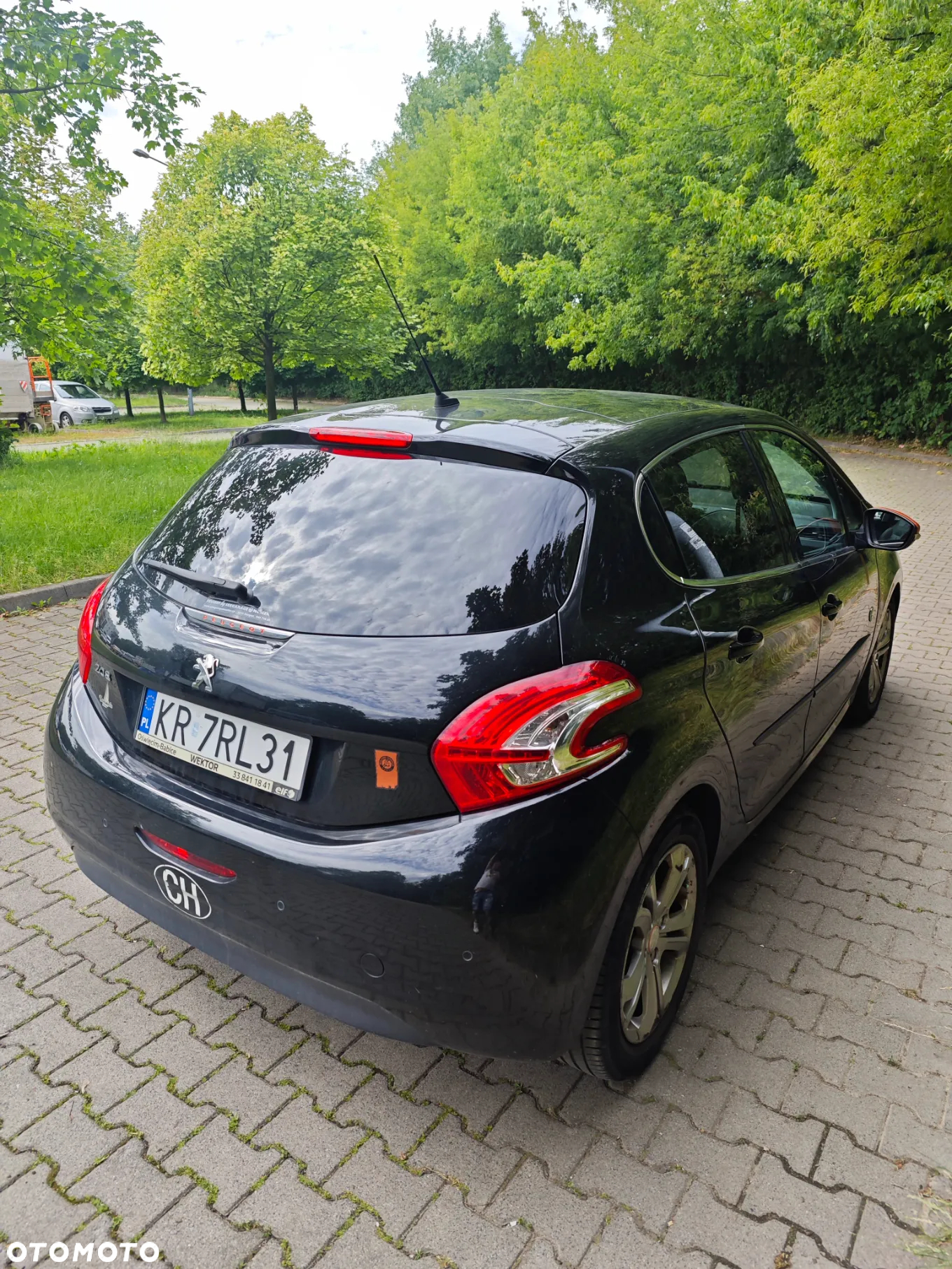 Peugeot 208 - 5