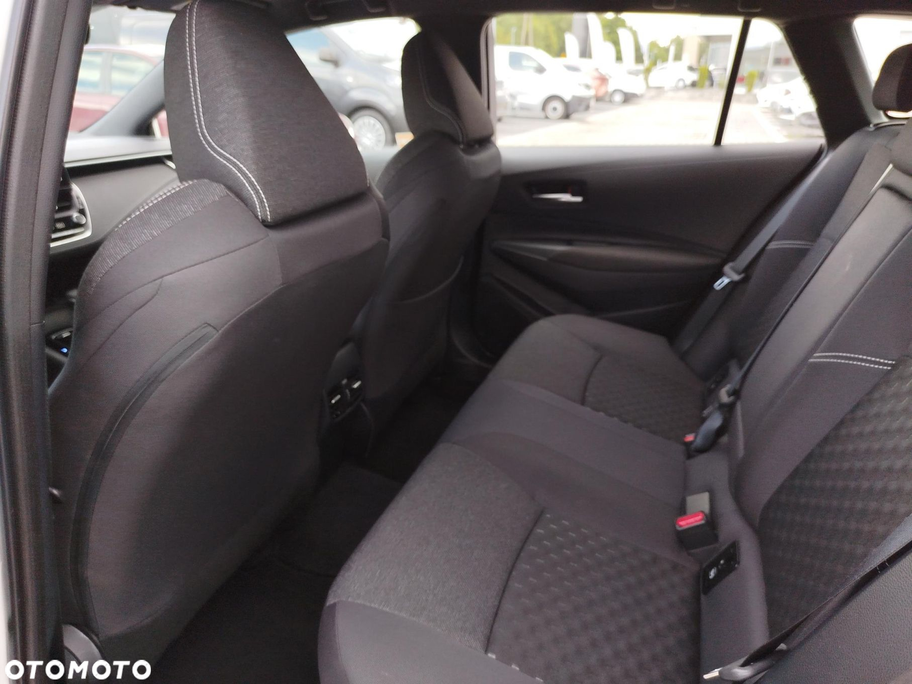 Toyota Corolla - 15