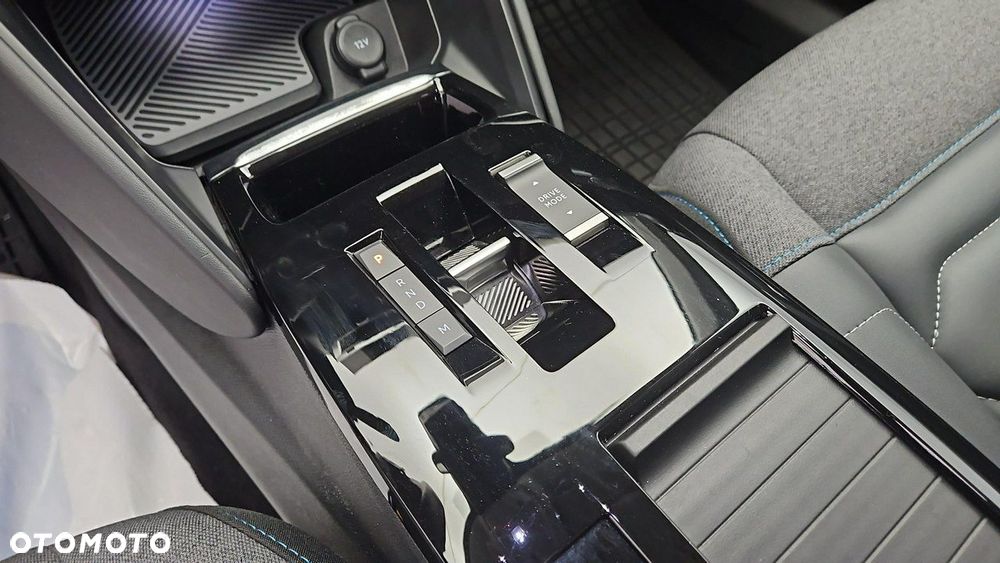 Citroën C4 1.2 PureTech Business Edition S&S EAT8 - 18