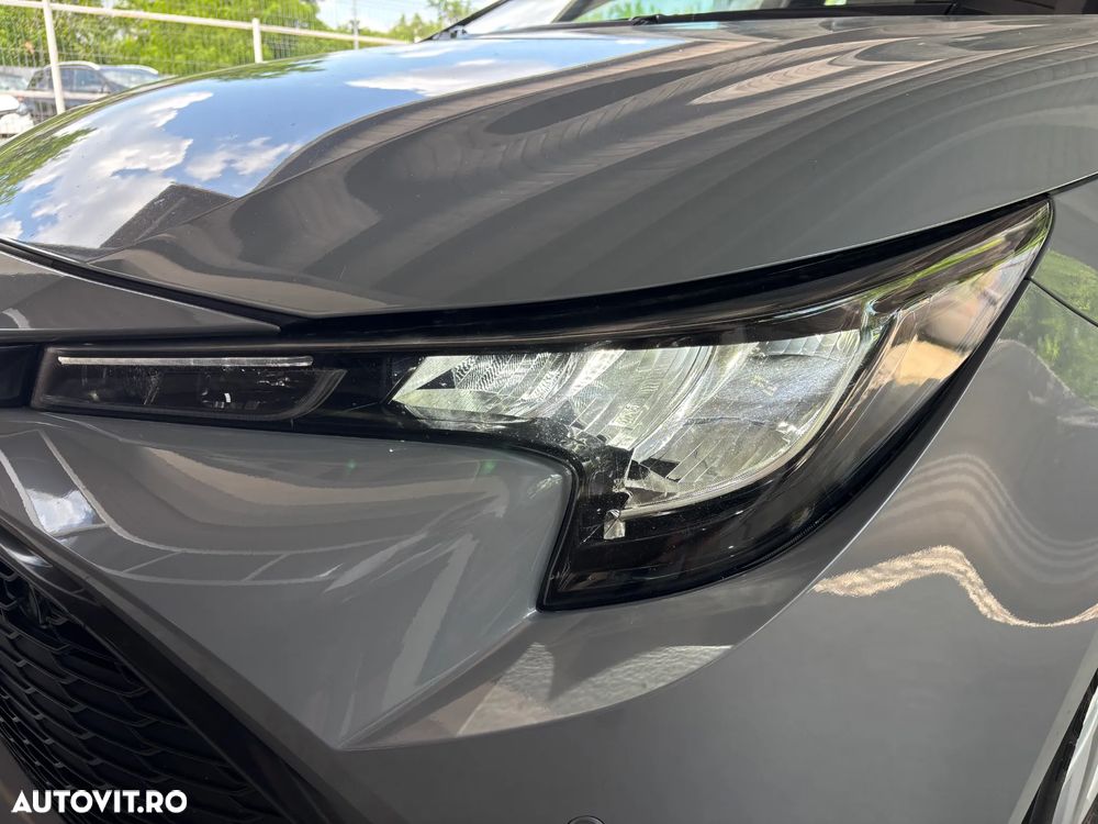 Toyota Corolla 1.8 HSD Business - 15
