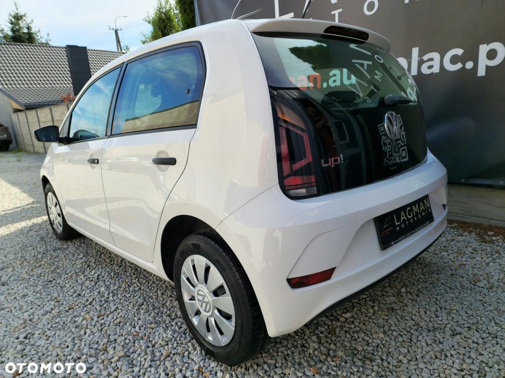 Volkswagen up! (BlueMotion Technology) move - 11