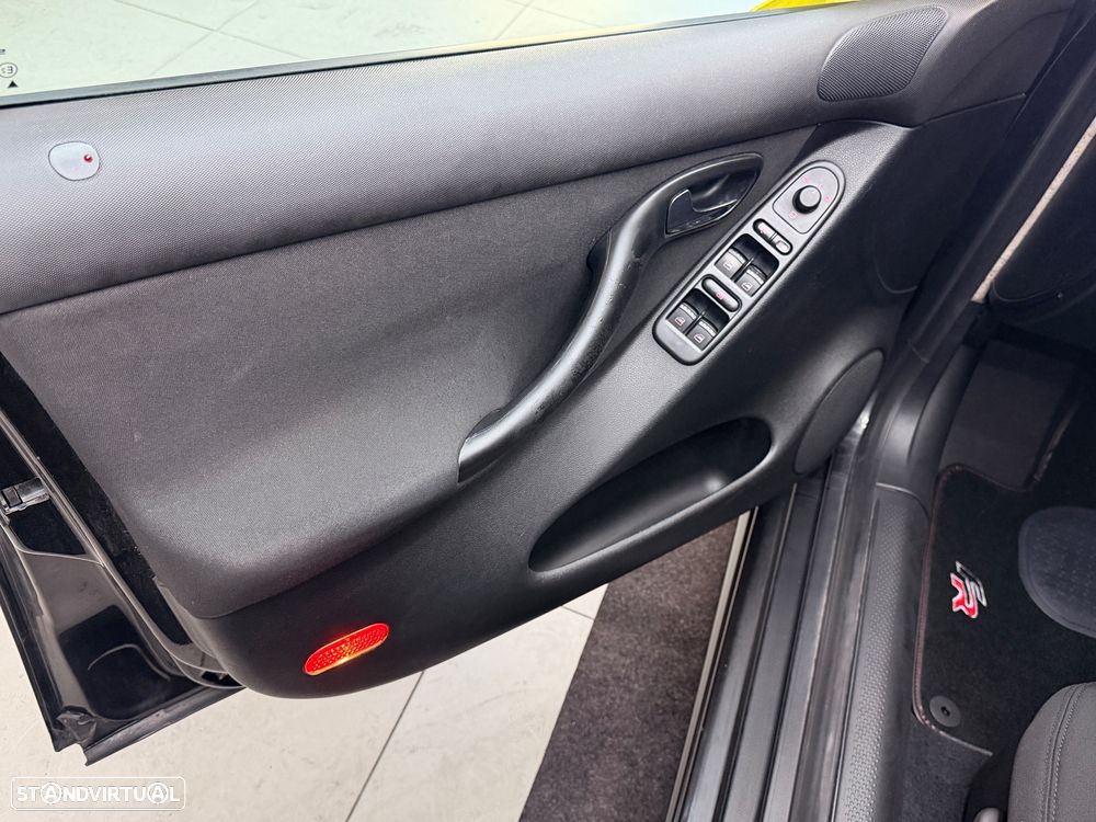 SEAT Leon 1.9 TDI FR - 14