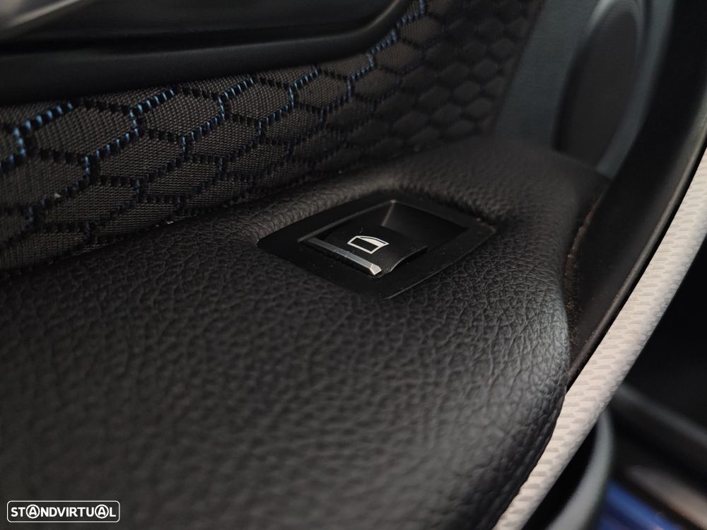 BMW 320 d Pack M Shadow - 30